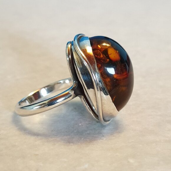 Vintage Cognac Baltic Amber Sterling Silver Art Nouveau–Inspired Floral Ring - Picture 8 of 16